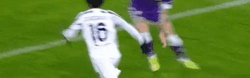 B体育官网- 马赛中场核心染红，憾平南特错失三分  